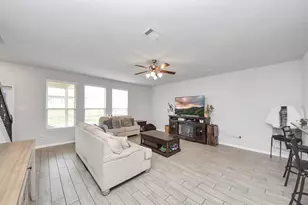 11111 Grape Hyacinth Ln, Houston, TX 77044 - Photo 15