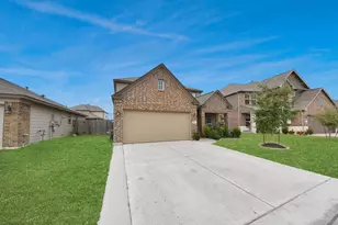 11111 Grape Hyacinth Ln, Houston, TX 77044 - Photo 3