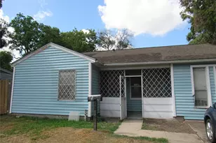 4326 Citadel Ln, Houston, TX 77092 - Photo 3