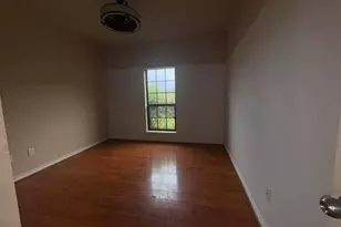 8010 Torrey Pines Cir, Beaumont, TX 77707 - Photo 17