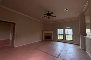 8010 Torrey Pines Cir, Beaumont, TX 77707 - Photo 7