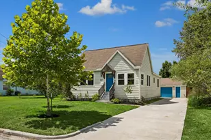 809 Gale St, Houston, TX 77009 - Photo 1