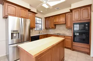 827 Knotty Elmwood Trail, Houston, TX 77062 - Photo 9