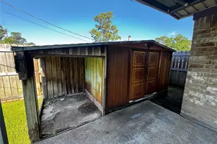 9914 El Chaco St, Baytown, TX 77521 - Photo 19