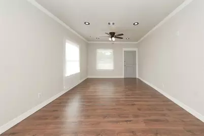 9305 Kentshire Drive, Houston, TX 77078 - Photo 19