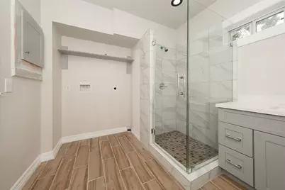 9305 Kentshire Drive, Houston, TX 77078 - Photo 25
