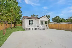 9305 Kentshire Dr, Houston, TX 77078 - Photo 1