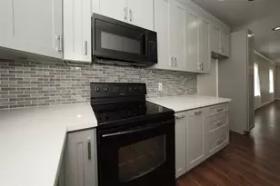 9305 Kentshire Dr, Houston, TX 77078 - Photo 15