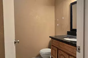 7913 Grove Ridge Dr, Houston, TX 77061 - Photo 23