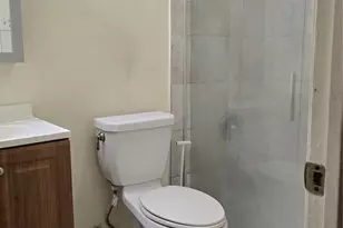 7913 Grove Ridge Dr, Houston, TX 77061 - Photo 13