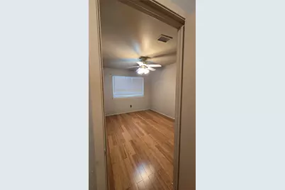 7913 Grove Ridge Drive, Houston, TX 77061 - Photo 19
