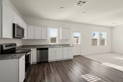 688 Amesbury, Montgomery, TX 77316 - Photo 13