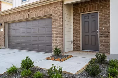 688 Amesbury, Montgomery, TX 77316 - Photo 1
