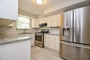 5811 Greencraig Dr, Houston, TX 77035 - Photo 11