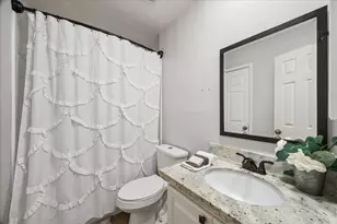 810 Halewood Dr, Houston, TX 77062 - Photo 21