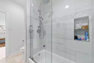 4301 Vivian St, Bellaire, TX 77401 - Photo 29