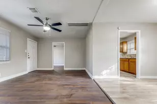 9310 Forest View St, Houston, TX 77078 - Photo 3