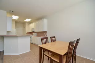 46 E Stedhill Loop, Conroe, TX 77384 - Photo 9