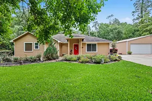 4824 Holly Ln E, Montgomery, TX 77316 - Photo 3