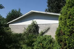 1517 Columbine St, Wharton, TX 77488 - Photo 3