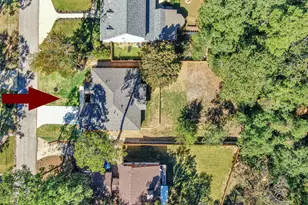 4 Hanover Ln, Panorama Village, TX 77304 - Photo 21