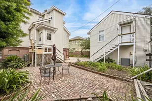 1818 Broadway St, Galveston, TX 77550 - Photo 47