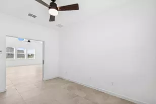 502 Cane Xing Lk Dr, Sealy, TX 77474 - Photo 9