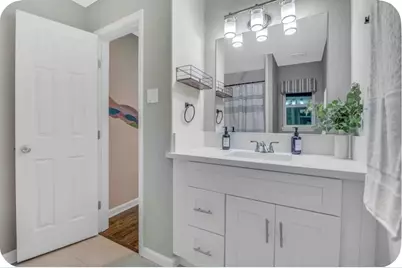 8411 Garden Parks Drive, Houston, TX 77075 - Photo 11