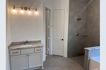 13214 Valley Orchard, Tomball, TX 77375 - Photo 5