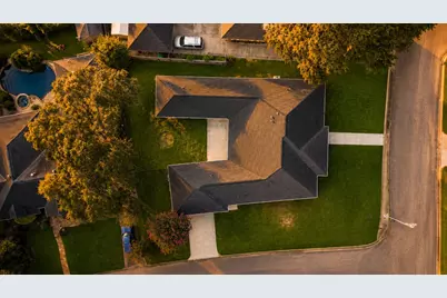 10011 Cliffwood Drive, Houston, TX 77035 - Photo 31