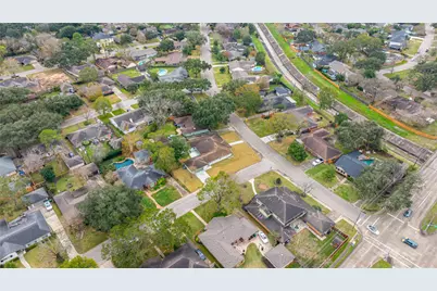 10011 Cliffwood Drive, Houston, TX 77035 - Photo 31