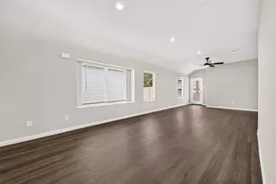 14027 Mount Hunter Dr, Willis, TX 77318 - Photo 5
