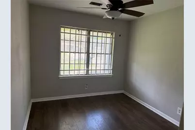 5535 Elmlawn Drive, Houston, TX 77033 - Photo 3