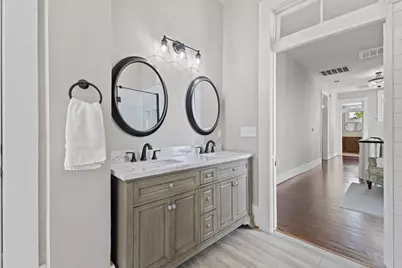 1911 Sealy Street, Galveston, TX 77550 - Photo 21