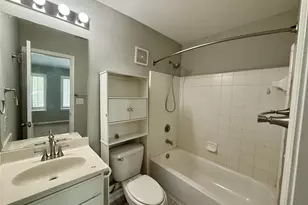 1725 Harvey Mitchell Pkwy S, College Station, TX 77840 - Photo 23