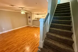 1725 Harvey Mitchell Pkwy S, College Station, TX 77840 - Photo 19