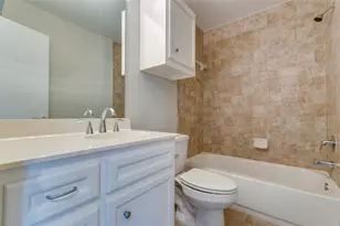 612 E 38th St, Houston, TX 77022 - Photo 21