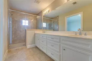 612 E 38th St, Houston, TX 77022 - Photo 17