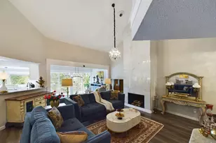 9400 Doliver Dr, Houston, TX 77063 - Photo 3