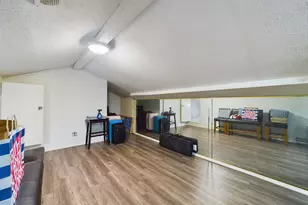 9400 Doliver Dr, Houston, TX 77063 - Photo 31