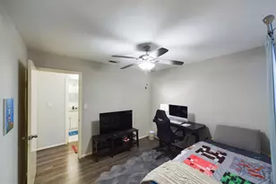 9400 Doliver Dr, Houston, TX 77063 - Photo 23