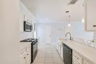 738 Redwing Pl Dr, Houston, TX 77009 - Photo 15