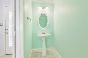 738 Redwing Pl Dr, Houston, TX 77009 - Photo 7