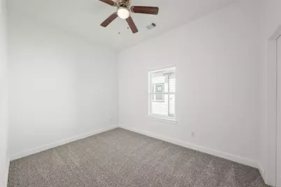 8447 Jutland Road, Houston, TX 77033 - Photo 19