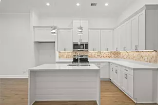 8447 Jutland Rd, Houston, TX 77033 - Photo 13