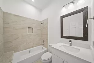 8447 Jutland Rd, Houston, TX 77033 - Photo 21