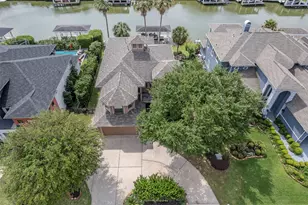2938 N Island Dr, Seabrook, TX 77586 - Photo 5