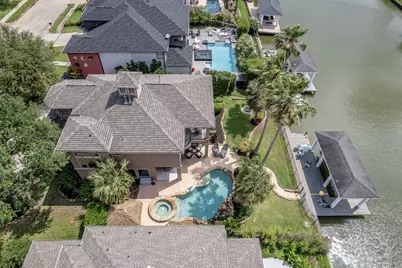 2938 N Island Drive, Seabrook, TX 77586 - Photo 13