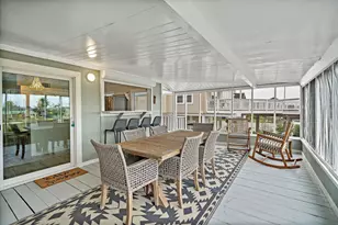 21922 Lampasas Dr, Galveston, TX 77554 - Photo 11