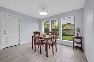 3138 Wagon Trail Dr, Sugar Land, TX 77479 - Photo 11